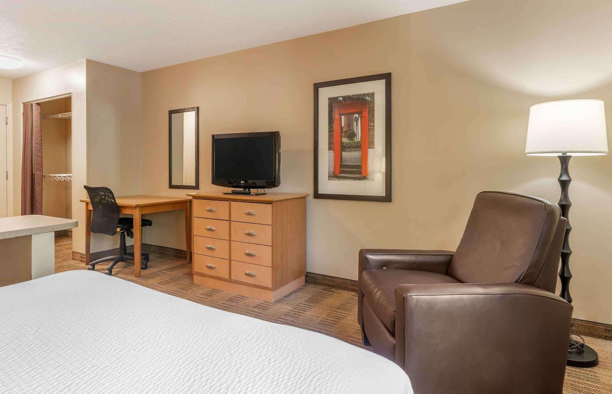 Extended Stay America Select Suites - St Louis - Westport - Craig Road Maryland Heights Exterior foto
